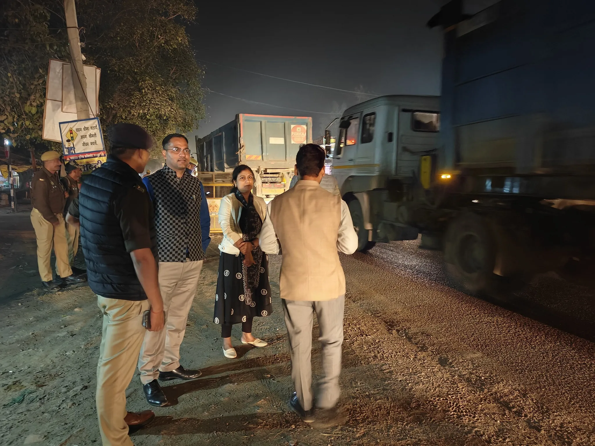 सजेती क्षेत्र के अनूपुर मोड़ पर चला संयुक्त प्रवर्तन अभियान, 10 डंपर सीज, 50 के चालान