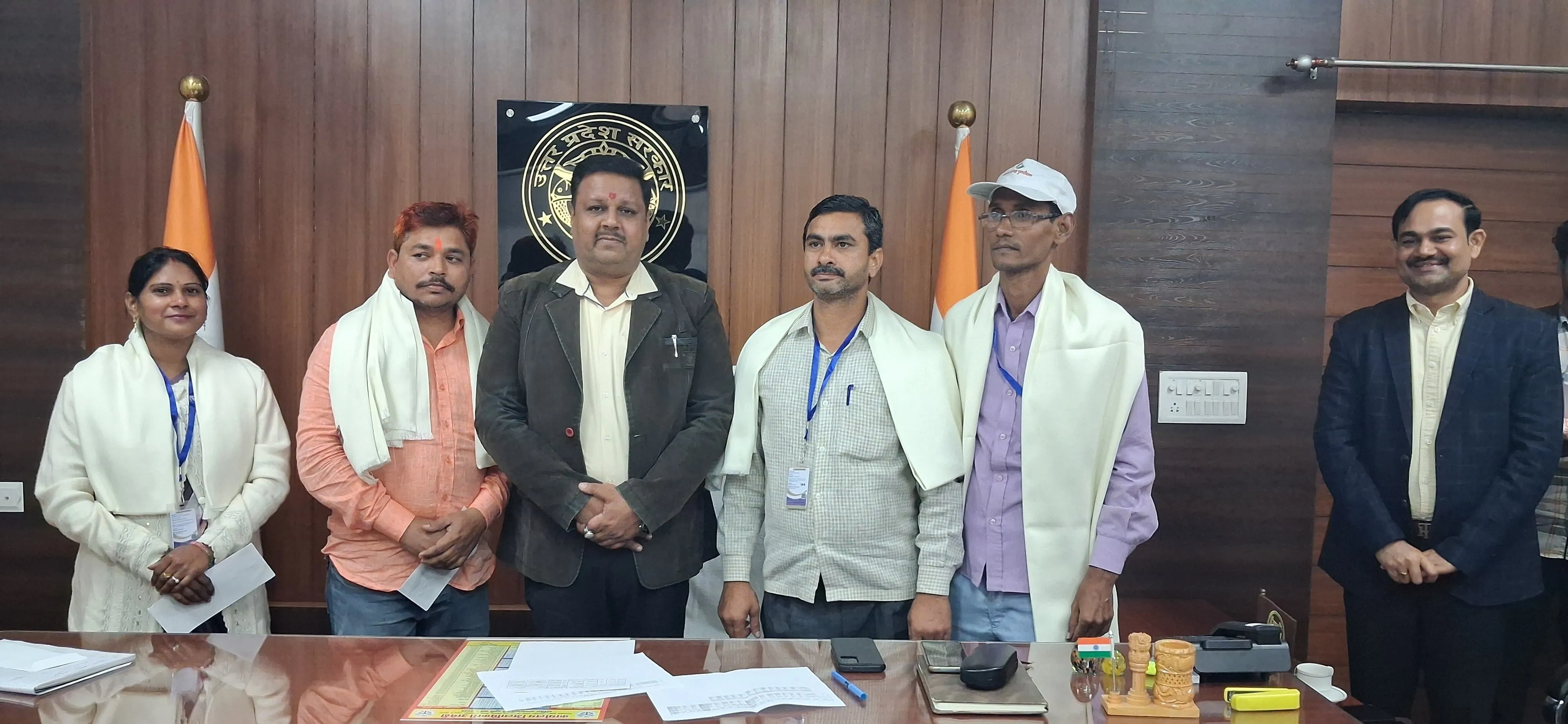  विशेष प्रगाढ़ पुनरीक्षण अभियान में उत्कृष्ट कार्य पर चार बीएलओ सम्मानित