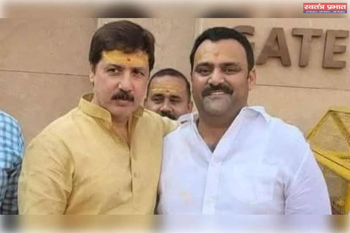 DHANANAJAY SINGH JAUNPUR UTTAR PRADESH 100 करोड़ की कफ सिरप तस्करी का भंडाफोड़: पूर्व सांसद धनंजय सिंह भी जांच के घेरे में STF ने अमित सिंह टाटा को पकड़ा