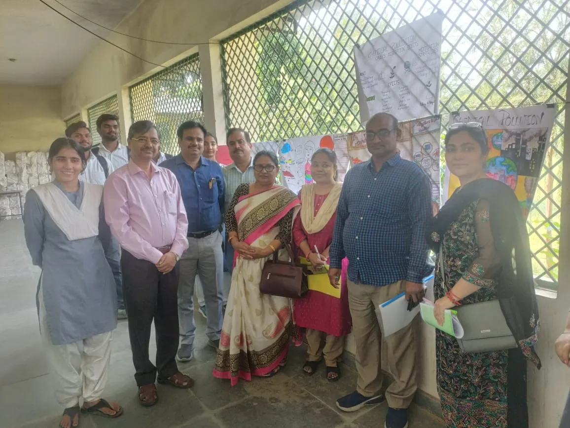 वार्षिक शैक्षणिक प्रतियोगिताओं का आयोजन