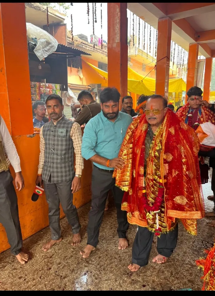 राजा महेन्द्र प्रताप सिंह ने मां मसूरिया धाम में नवाया शीश।, धाम के पारंपरिक मेले में आस्था का प्रवाह निर्बाध।