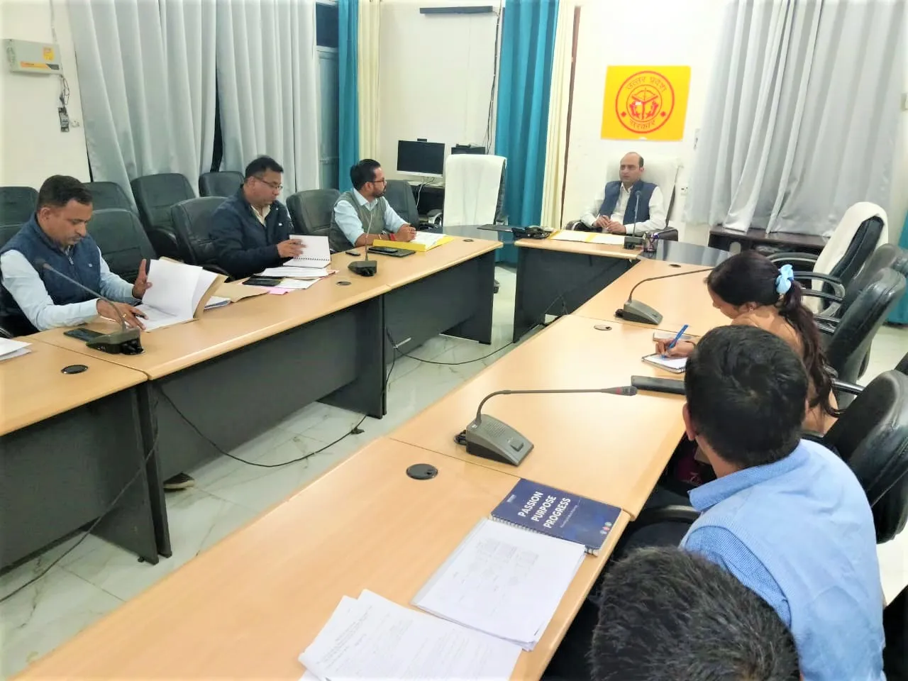  डीएम ने बिजली बिल राहत योजना के सफल क्रियान्वयन के सम्बन्ध में की बैठक 