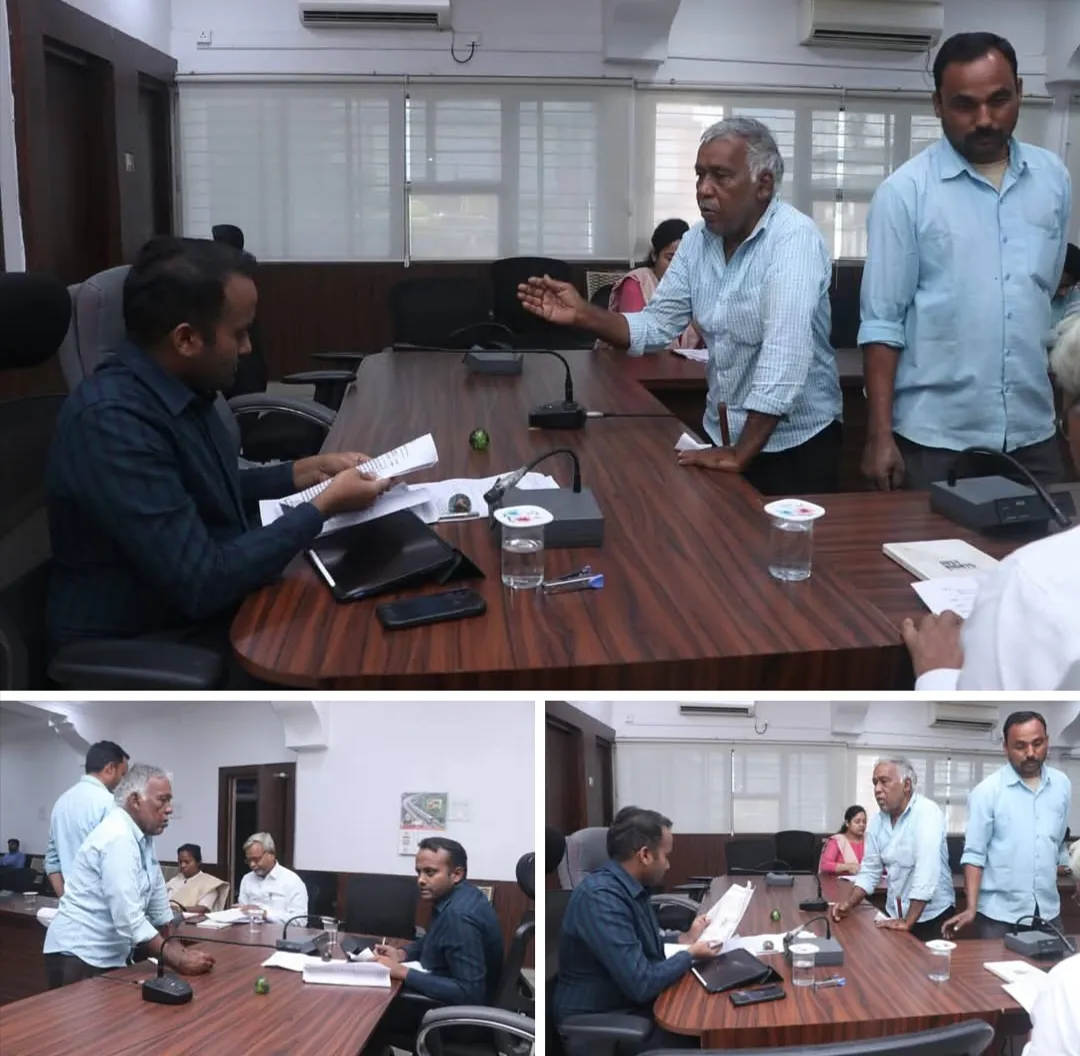 कलेक्टर कार्यालय के सोन सभागार में साप्ताहिक जनसुनवाई आयोजित