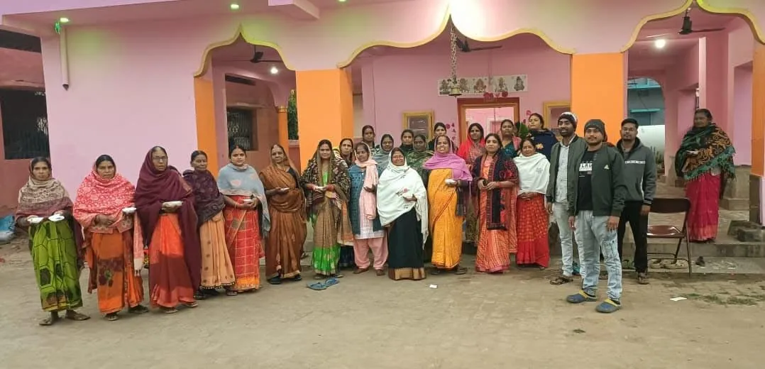 शिव मंदिर थाना टोली चंदवा में दीप उत्सव की तैयारी तेज, 501 दीयों से जगमगाएगा मंदिर परिसर, युवा भारत चंदवा की सक्रिय भूमिका