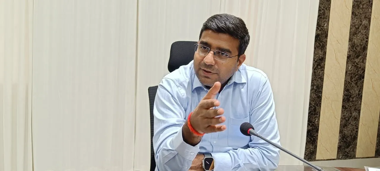 गोरखपुर में शुरू हुआ विशेष प्रगाढ़ पुनरीक्षण (SIR) अभियान