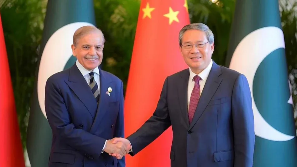 सामान समेटकर निकलो! चीन पर भड़का पाकिस्तान, क्या बंद होने की कगार पर है CPEC?