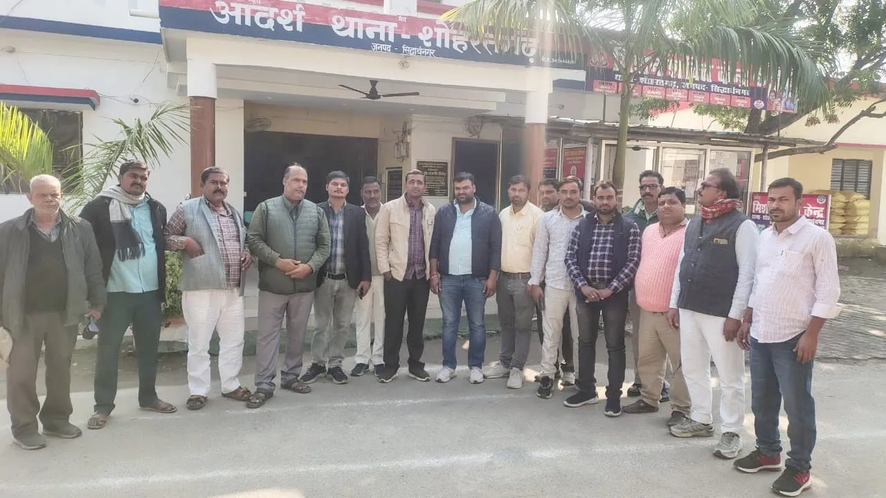 वी पैक्स सचिव को मारने पीटने के मामले में केस दर्ज