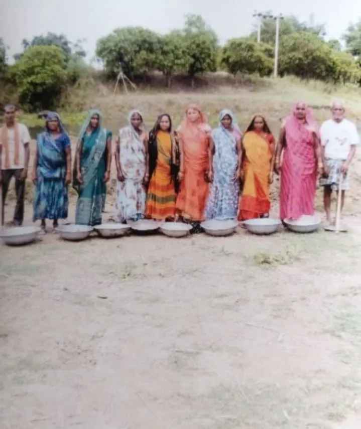 ग्राम पंचायत बरतनिया के ग्राम प्रधान प्रेमा ने फर्जी भुगतान कराने में मारी बाजी