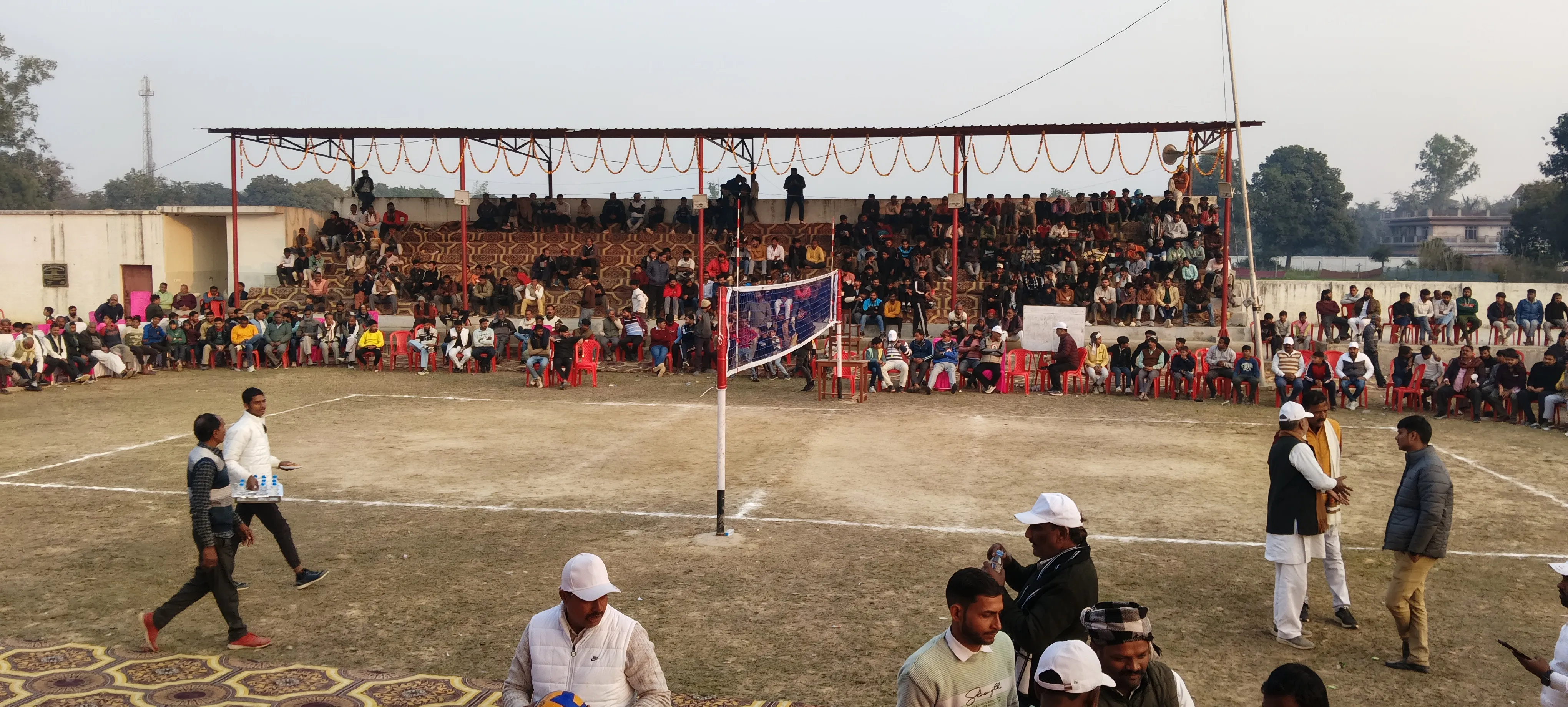 स्वर्गीय ओमप्रकाश सिंह स्मारक वॉलीबॉल प्रतियोगिता का भाजपा जिला अध्यक्ष ने किया भव्य शुभारंभ
