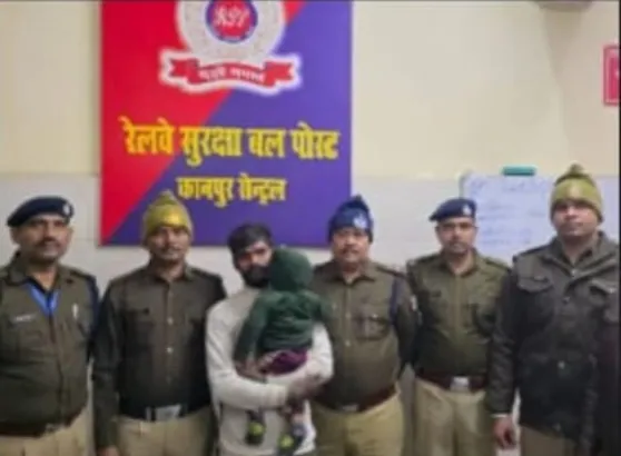 दिल्ली से प्रेमिका का बच्चा किडनैप कर भागा प्रेमी