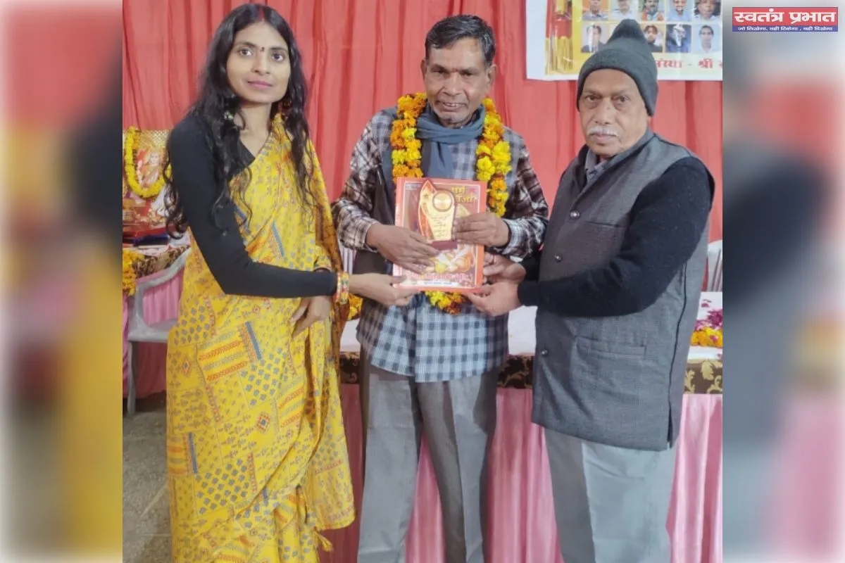 बरेली में समृद्धि काव्य मंच का प्रथम विराट कवि कुंभ, सम्मेलन में जुटे 76 कवि