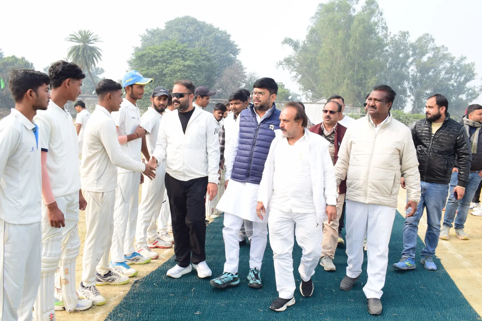 बस्ती ने दूसरे दिन का मैच एक विकेट से जीता