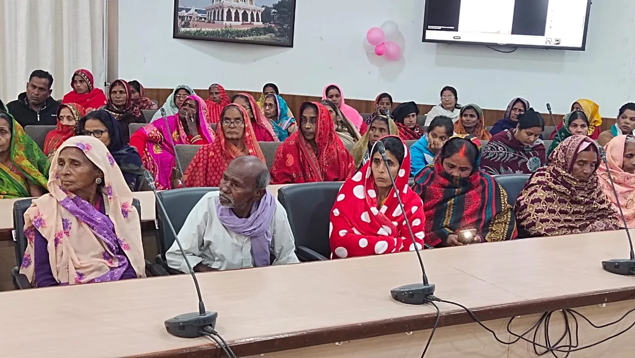 कुशीनगर : प्रधानमंत्री आवास योजना–शहरी 2.0 : मुख्यमंत्री द्वारा सिंगल क्लिक से प्रथम किश्त का अंतरण