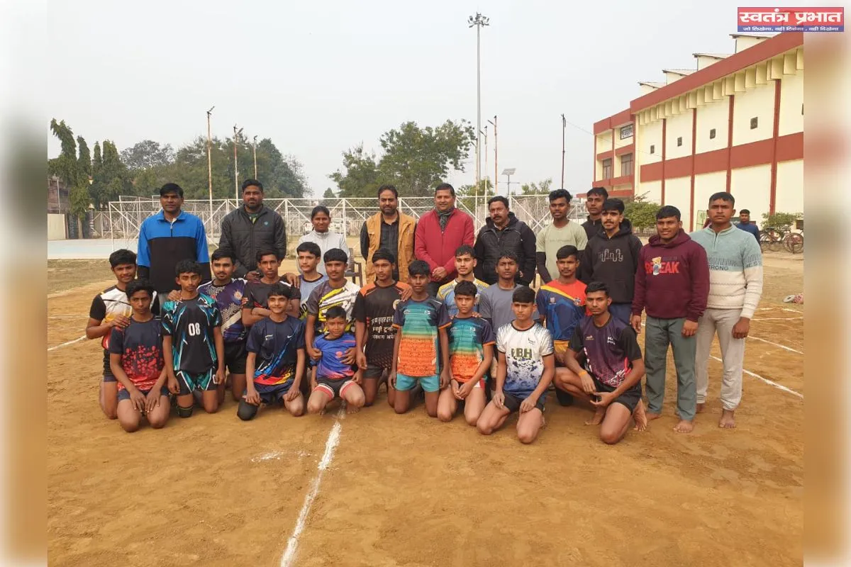 सदर प्रतापगढ़ को हराकर  स्टेडियम बॉयज ने खिताब जीता