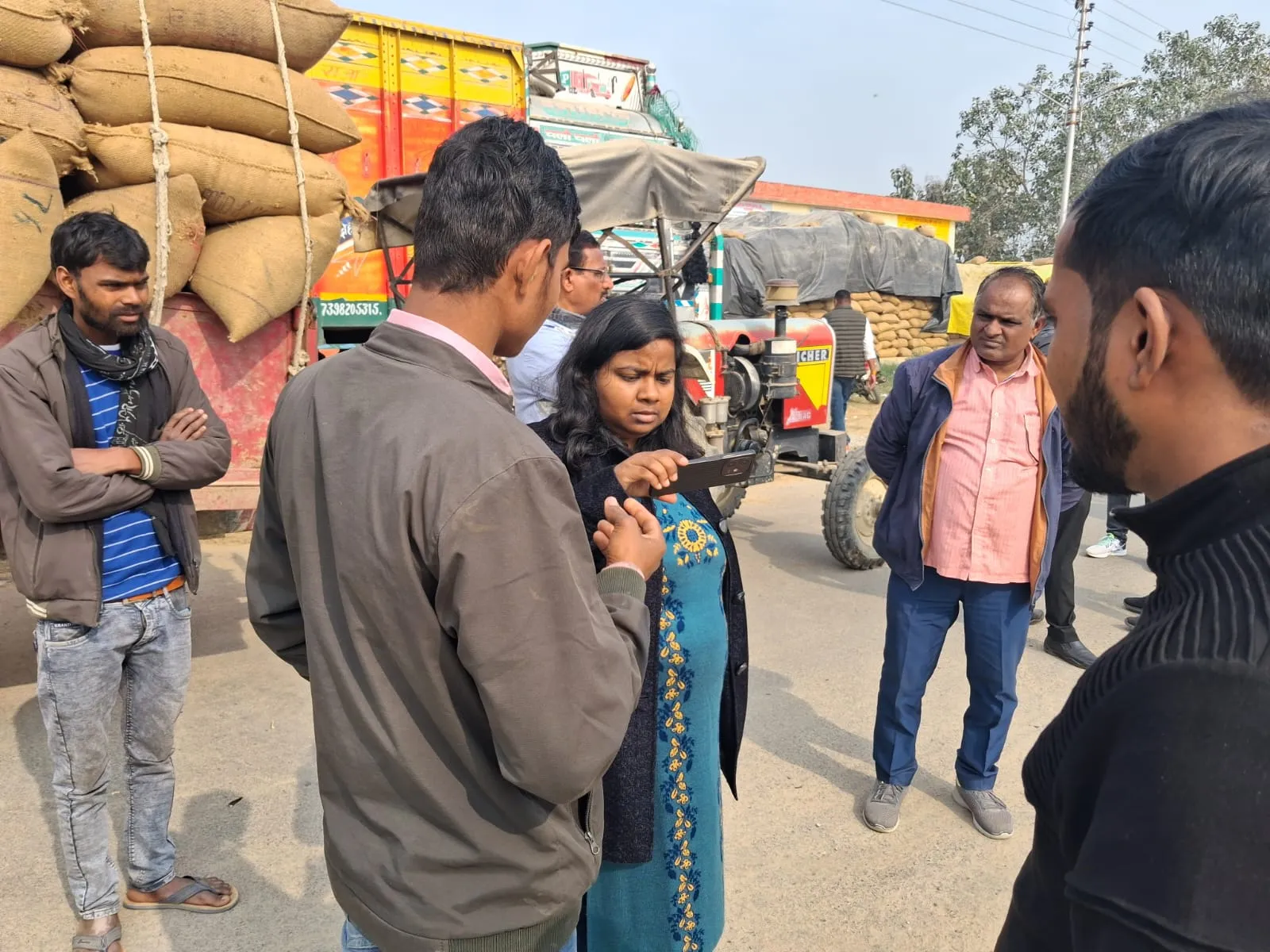 धान क्रय में अनियमितता पर जिलाधिकारी सख्त, बिचौलिए पर प्राथमिकी दर्ज