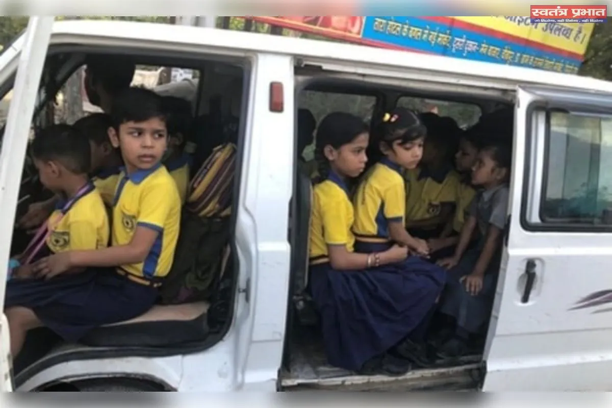 मलिहाबाद: ओमनी वैन बनने जा रही बच्चों के लिए 