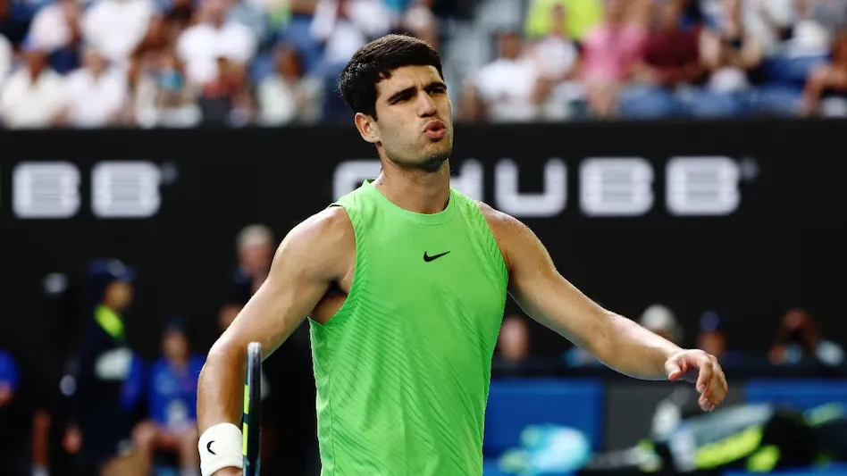 Australian Open: कार्लोस अल्काराज़ ने रचा इतिहास 5 सेट के रोमांचक मुकाबले में ज़्वेरेव को हराकर पहली बार फाइनल में पहुंचे