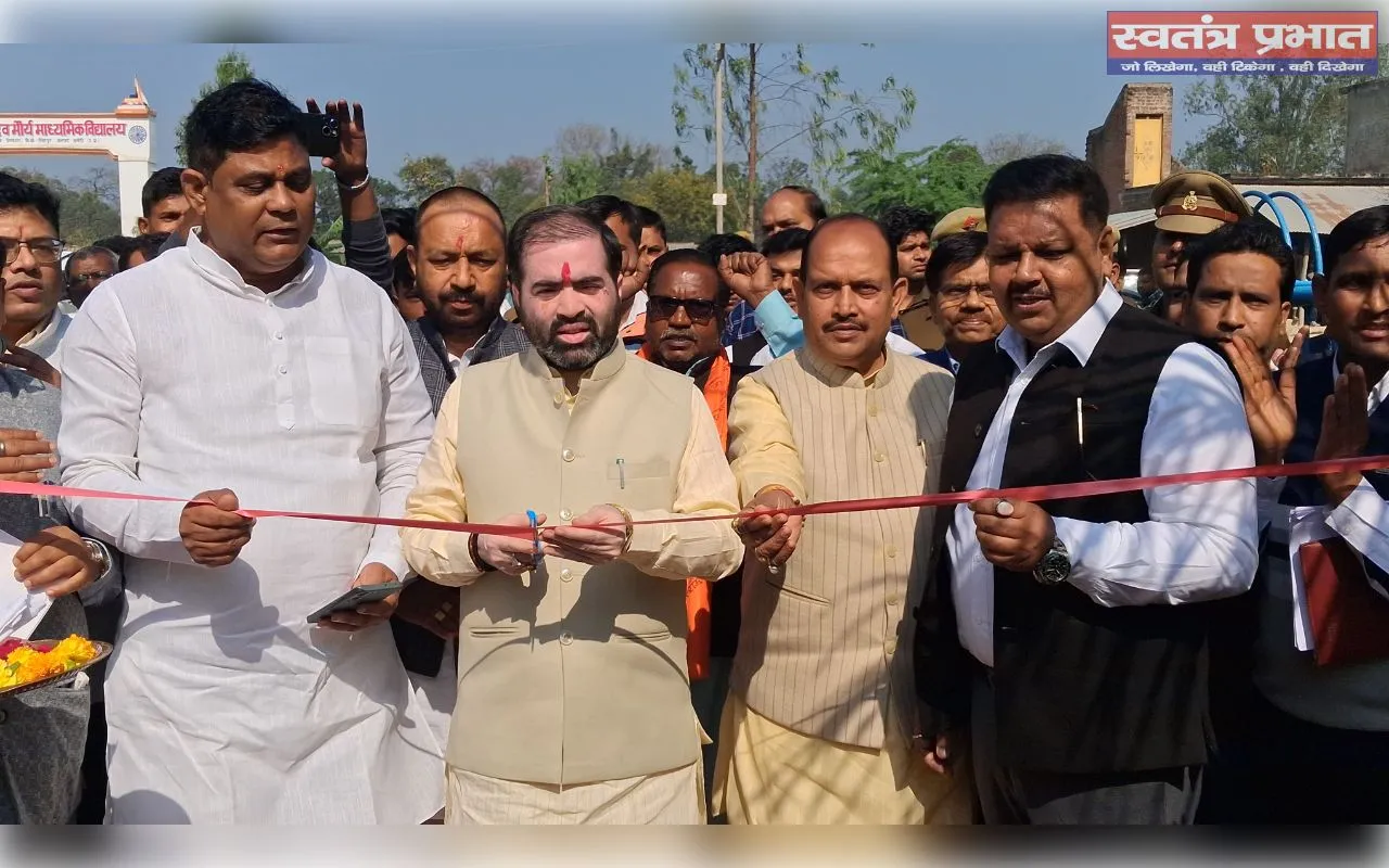 प्रभारी मंत्री सतीश चंद्र शर्मा ने विकासखंड सिंहपुर क्षेत्र में विकास कार्यों का किया स्थलीय निरीक्षण