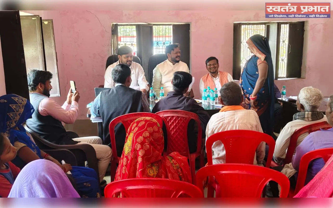 दारानगर में एसडीएम ने  लगाई चौपाल सुनी जनसमस्याएं 