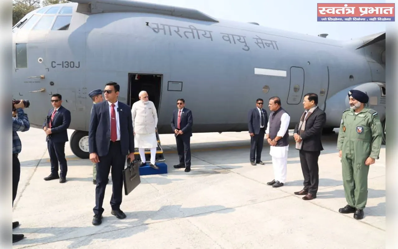 प्रधानमंत्री नरेंद्र मोदी ने गुवाहाटी में कुमार भास्कर बर्मा सेतु का किया उद्घाटन