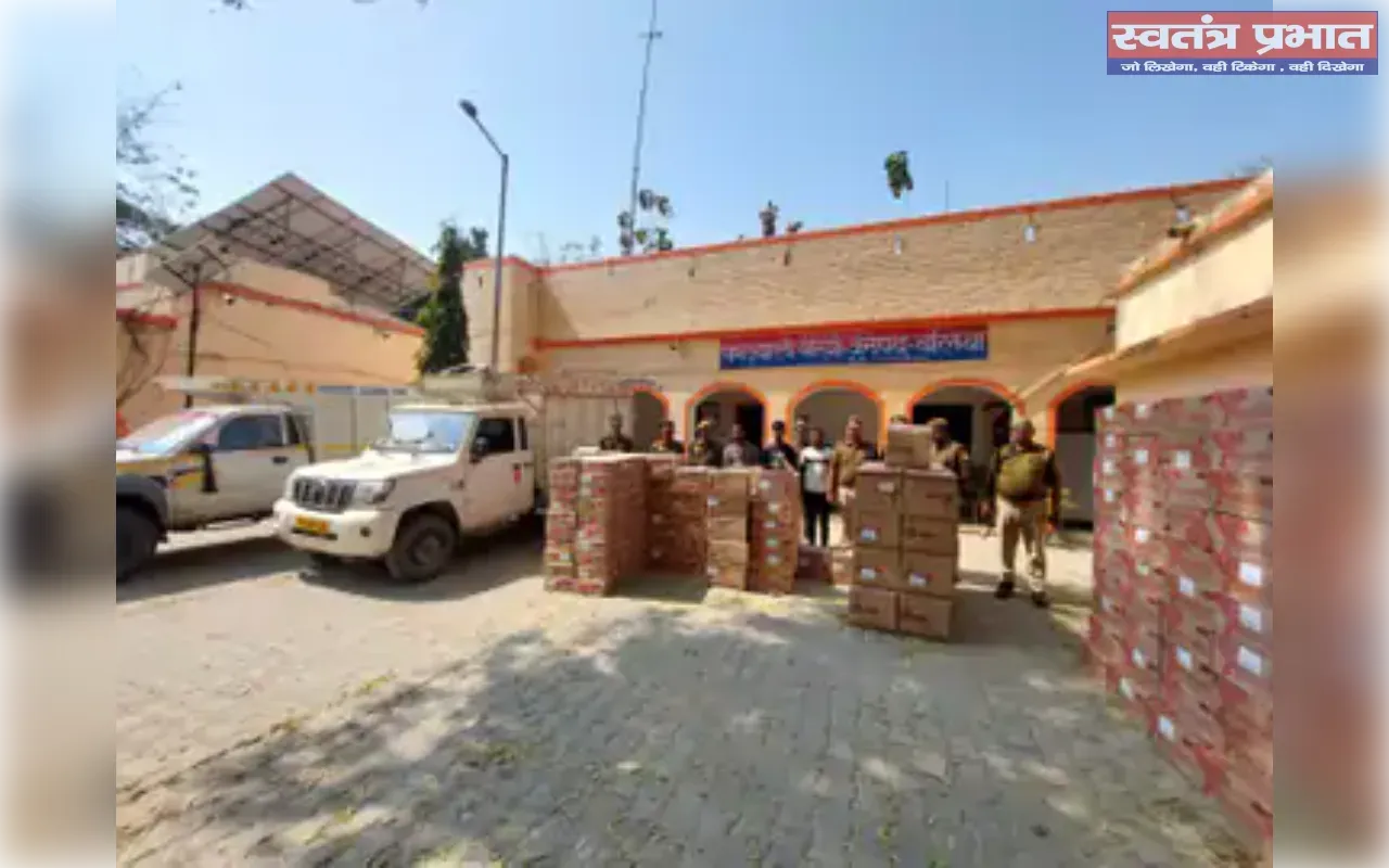 बलिया में STF-पुलिस की बड़ी कार्रवाई, 471 पेटी अवैध शराब बरामद; तीन तस्कर गिरफ्तार