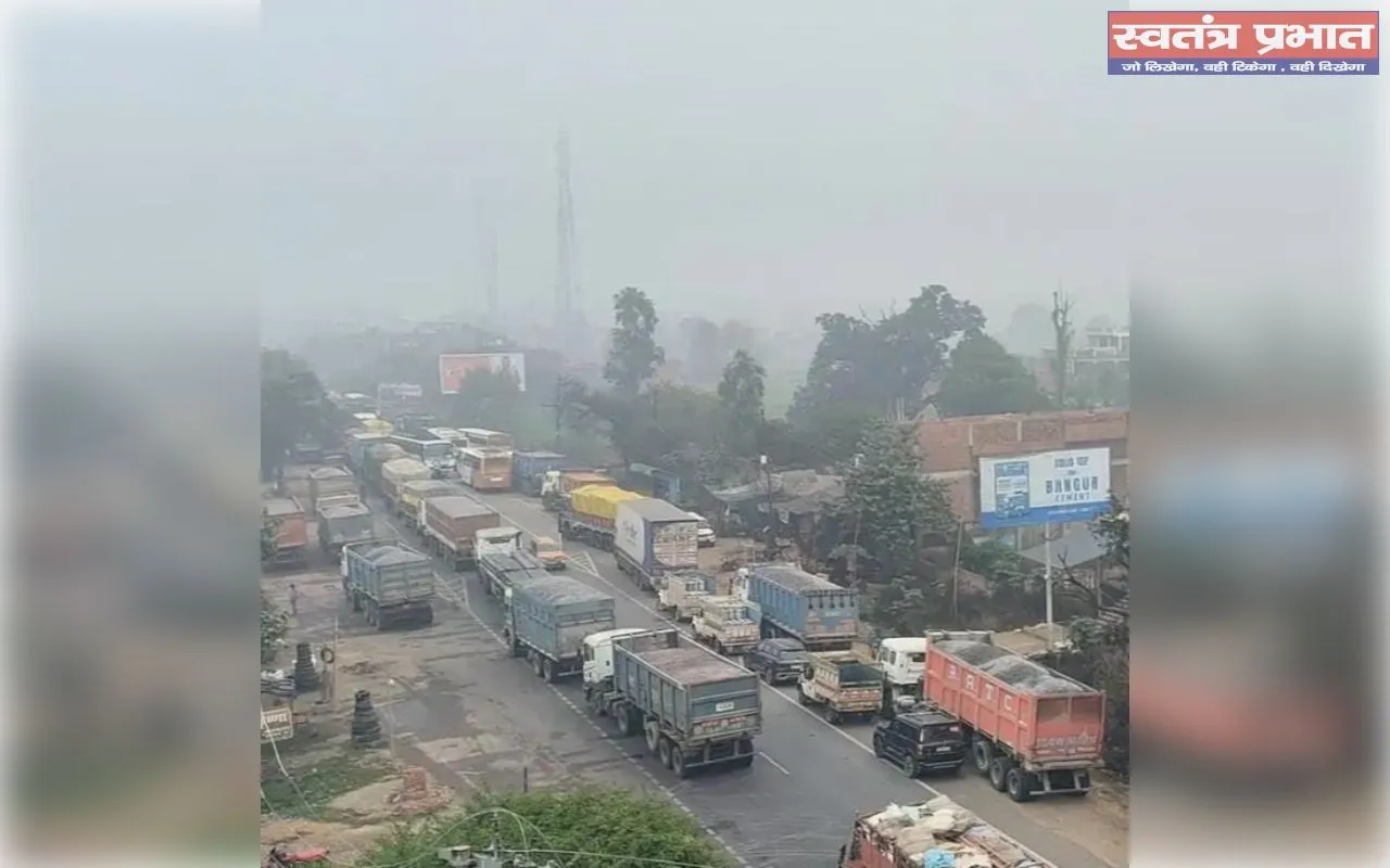 लंबे जाम का पर्याय बना कानपुर, सागर हाईवे पर 30 किलोमीटर तक 12 घंटे जाम