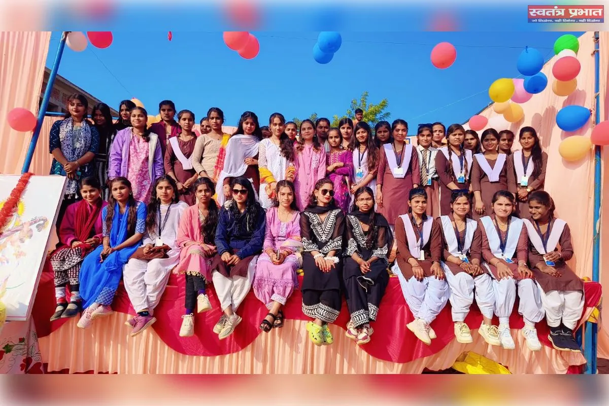 छात्र-छात्राओं को अपने जीवन में लक्ष्य निर्धारित कर आगे बढ़ने क़ई जरूरत: एसडीएम