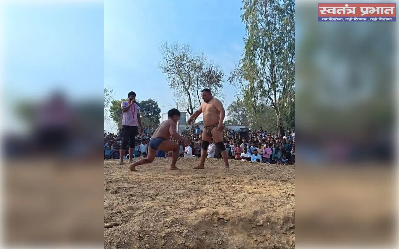 दंगल में दिखा पहलवानों का दम, चौरी चौरा के गोविंद पहलवान ने लखनऊ के  मानसिंह पहलवान को दिखाया आसमान