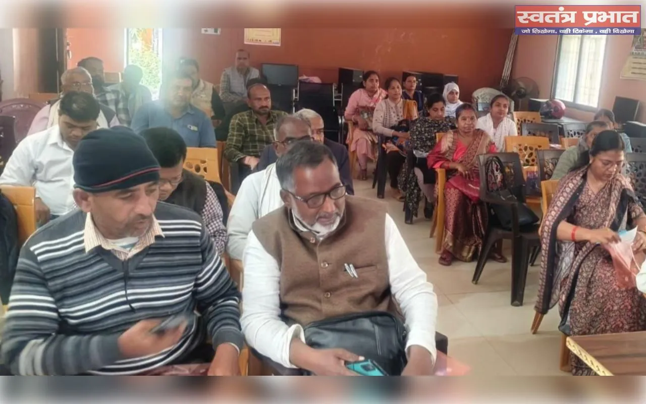 विद्यालय विकास में एसएमसी का सहयोग आवश्यक: रामू प्रसाद