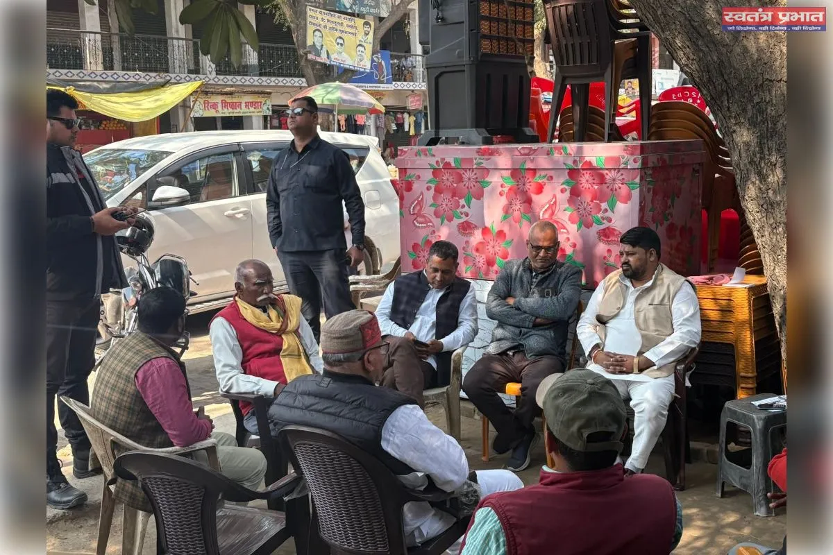 लोगों के सुख-दुख में हो रहे शामिल एसआईआर को सफल बनाने में कर रहे सहयोग