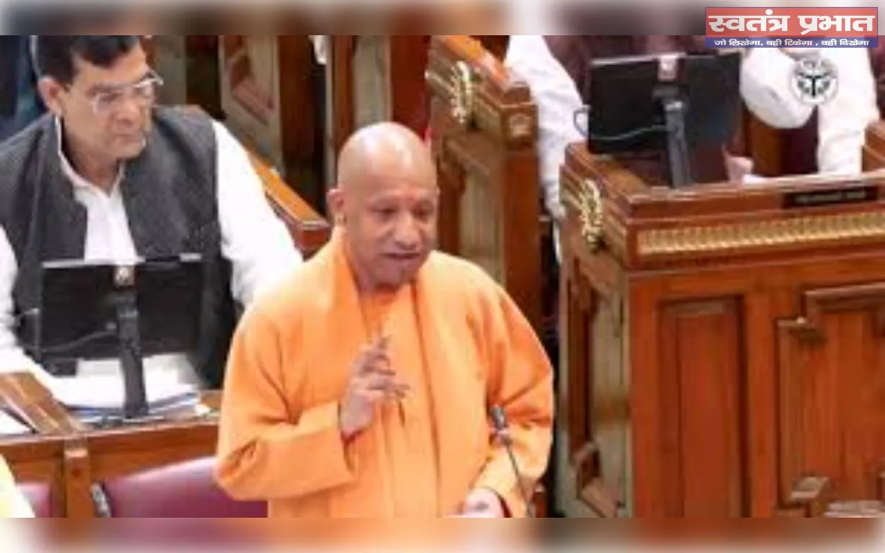 शिक्षामित्रों को 10 की जगह 18 हजार रुपये हर महीने मिलेंगे, अनुदेशकों को 17 हजार