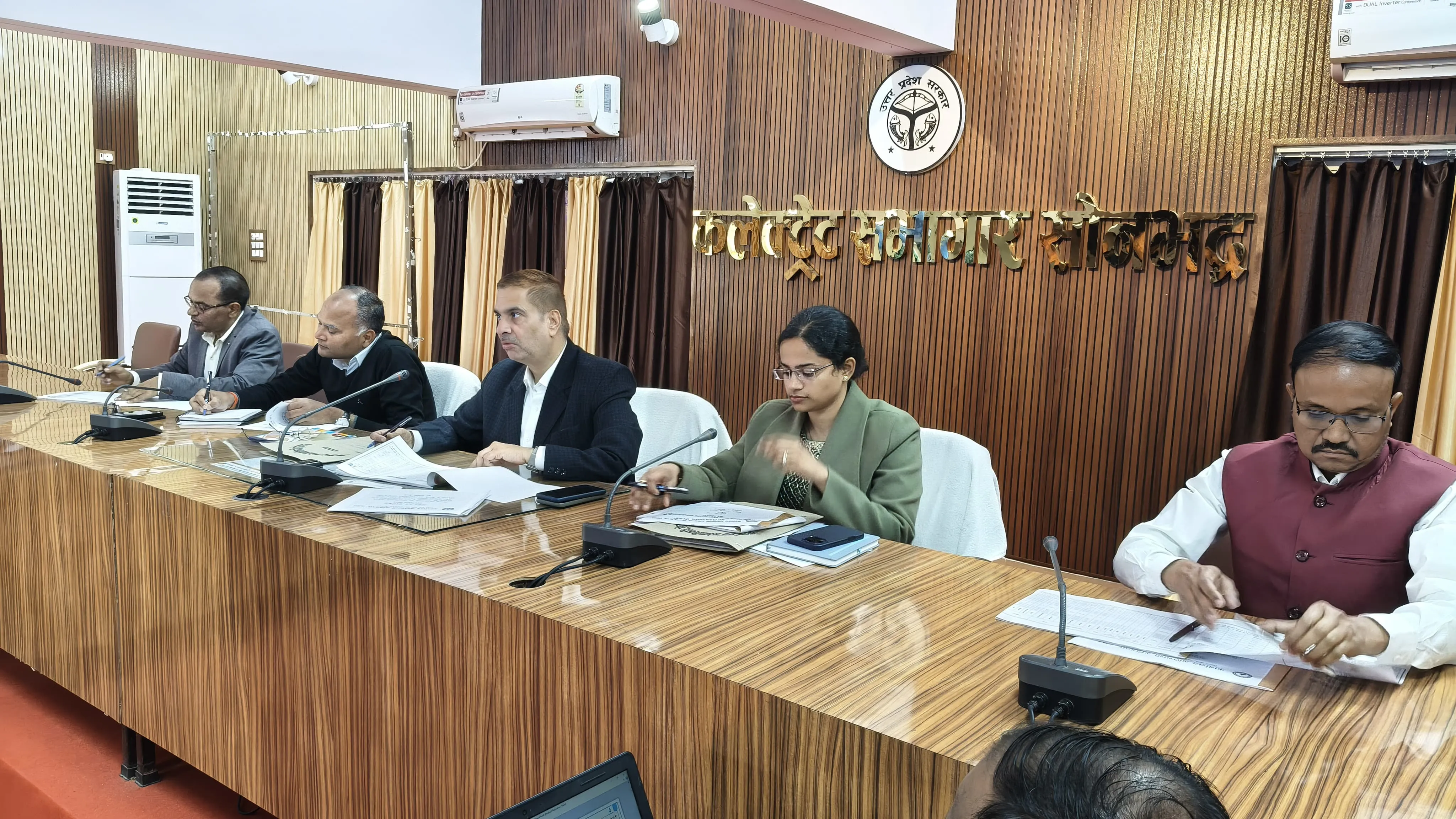 सोनभद्र हर घर नल से जल योजना में लापरवाही पर जिलाधिकारी सख्त, पटवध परियोजना को लेकर दी अंतिम चेतावनी