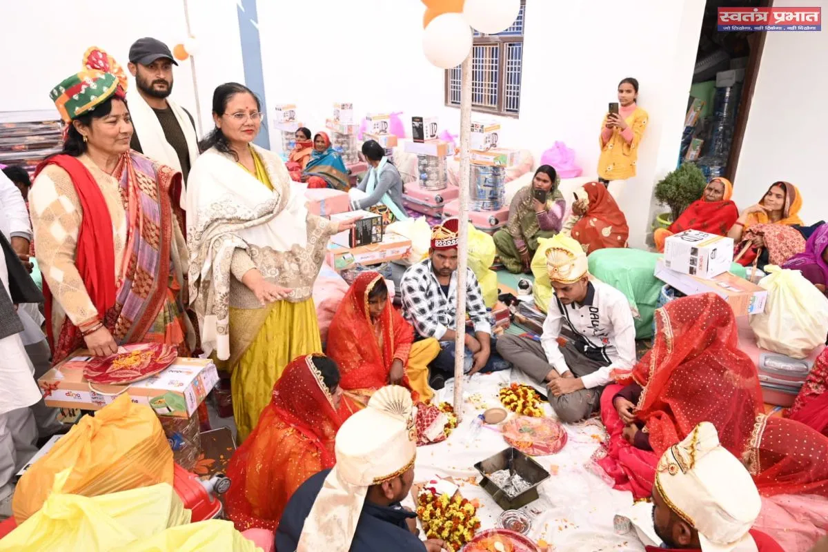मुख्यमंत्री सामूहिक विवाह योजना में 122 जोड़े बने हमसफर