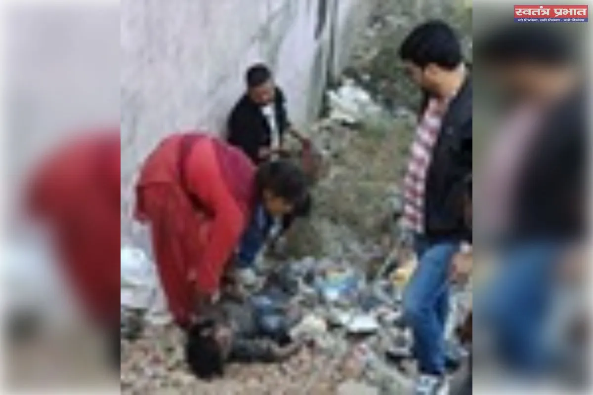 बस्ती मे करंट की चपेट मे आई दो लड़कियों की मौत