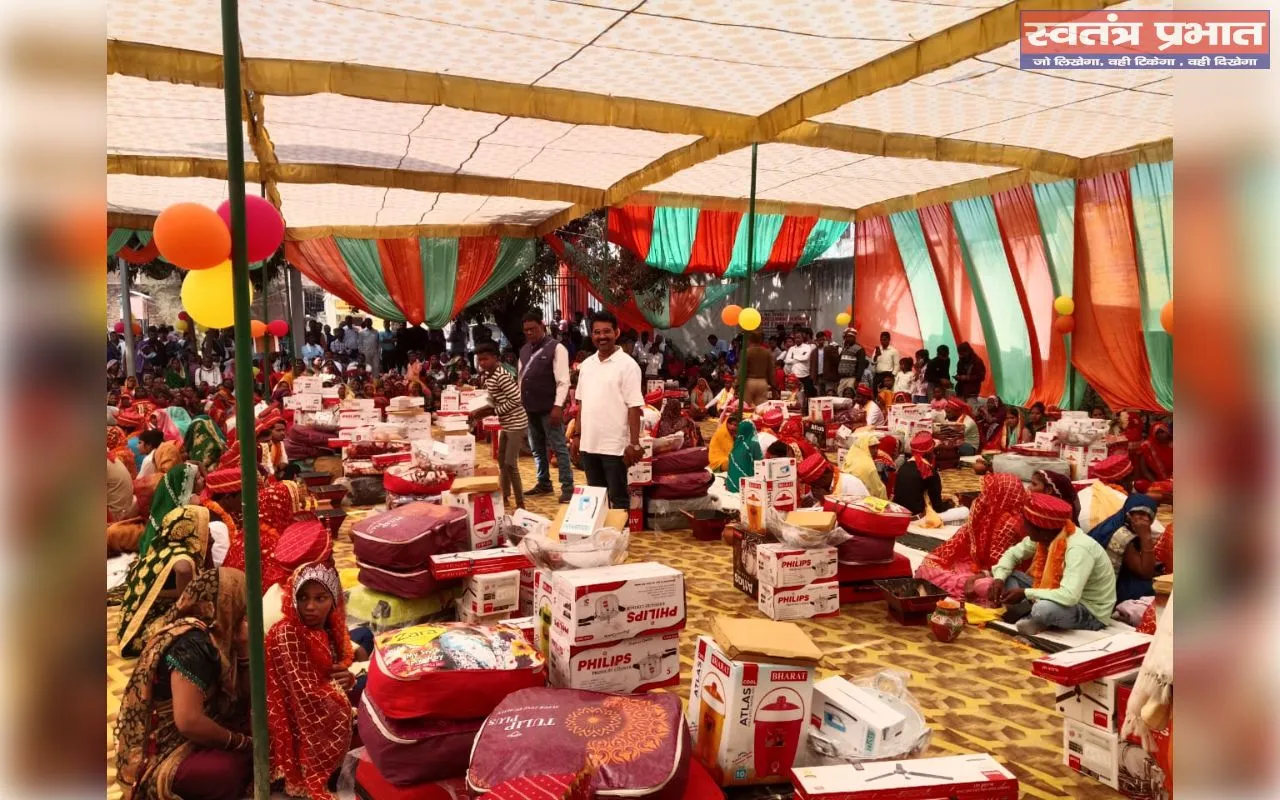 एक दूजे के हुए एक सौ तीन जोड़ें