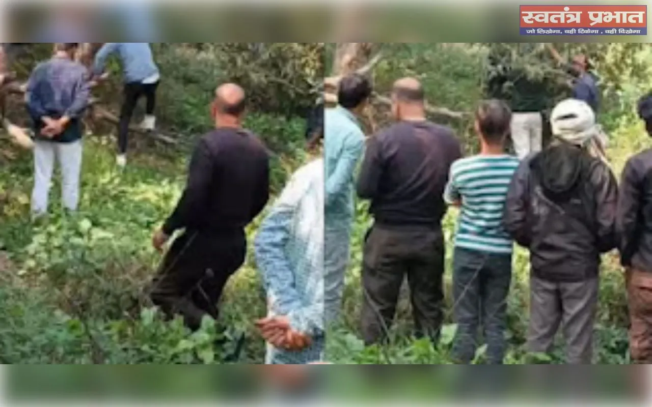 बस्ती मे आये दिन मिल रही हैं लाशें,आज हरैया में पेड़ से लटकी मिली लाश