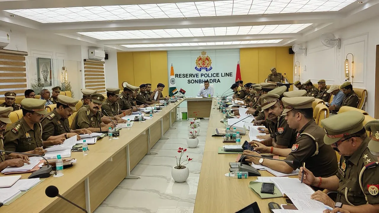 पुलिस अधीक्षक ने किया   सैनिक सम्मेलन, मासिक अपराध समीक्षा गोष्ठी एवं आगामी त्यौहारों की तैयारियों की समीक्षा बैठक , दिये सख्त निर्देश