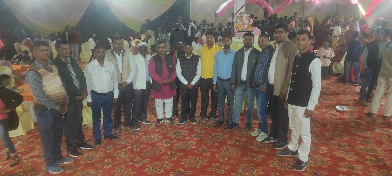 मानदेय वृद्धि को लेकर शिक्षामित्रों  और अनुदेशकों ने सरकार का जताया आभार