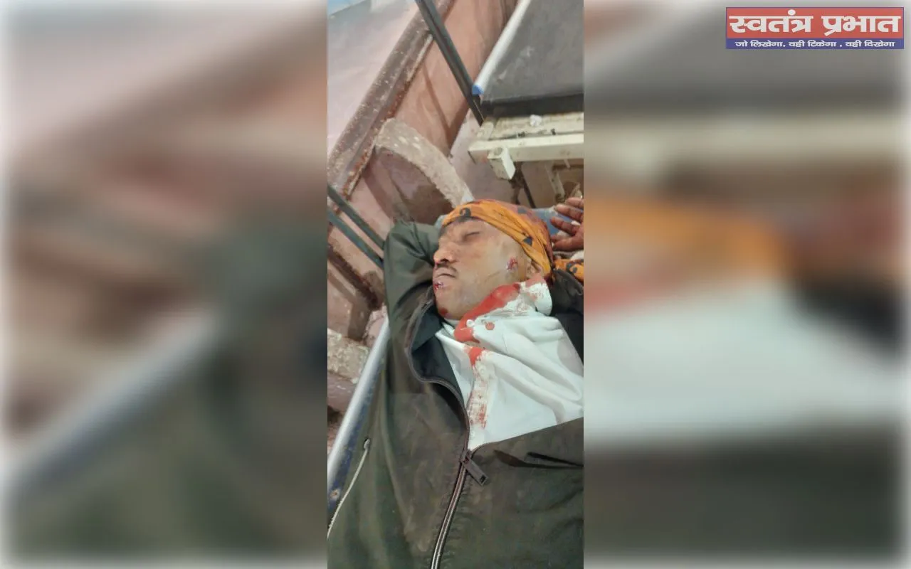 रास्ते का विवाद बना खूनी संघर्ष, दो पक्षों में जमकर मार-पीट,सात घायल