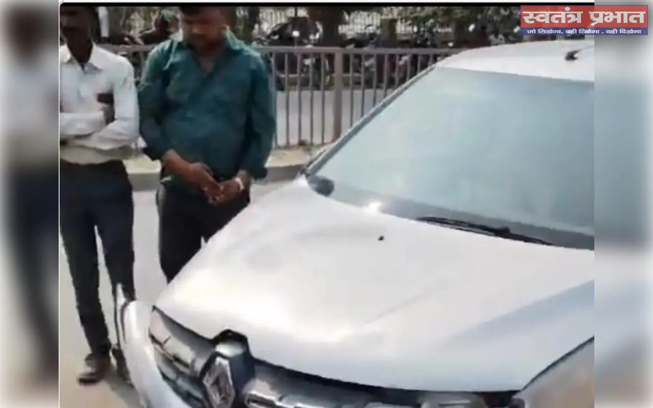 अप्पे और बोलेरो में जोरदार भिड़ंत,तीन घायल 