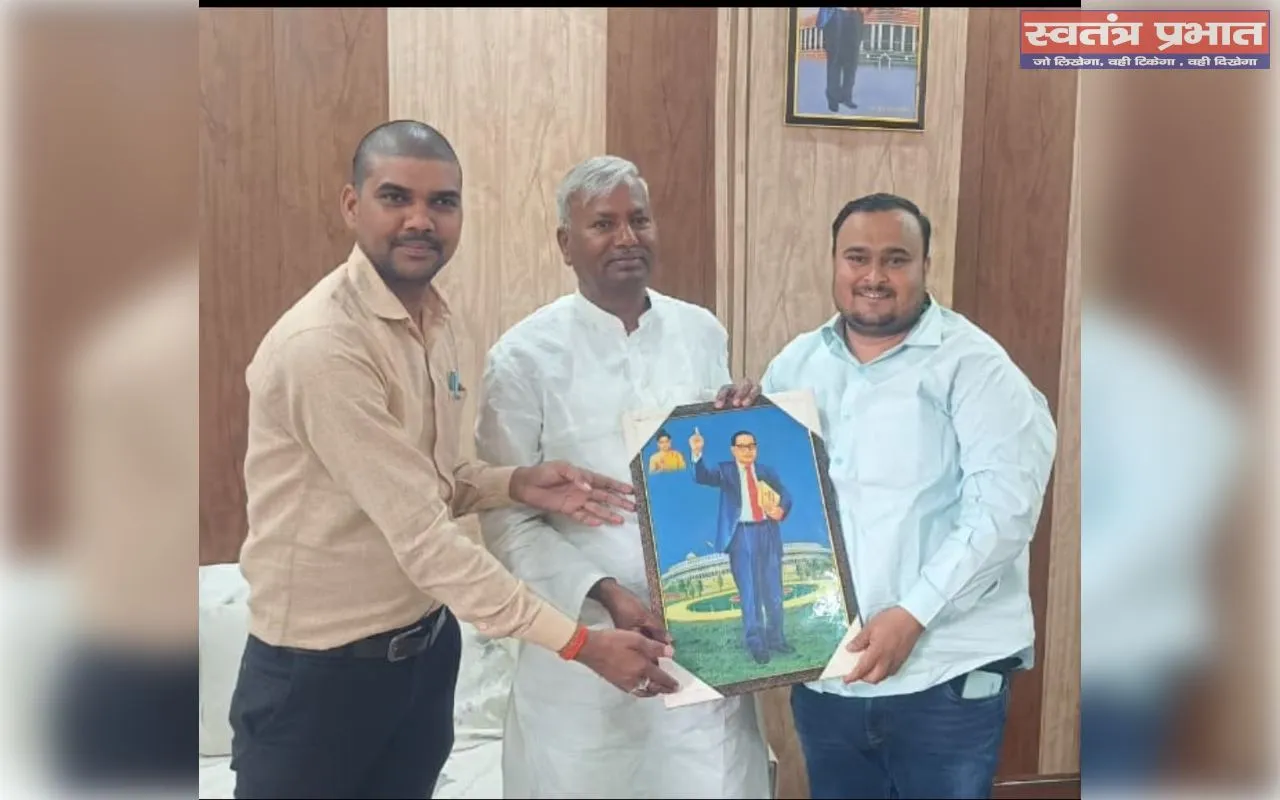 भाजपा प्रदेश प्रवक्ता व पूर्व राज्यसभा सांसद जुगल किशोर जी का जन्मदिन उत्साह के साथ मनाया जा रहा