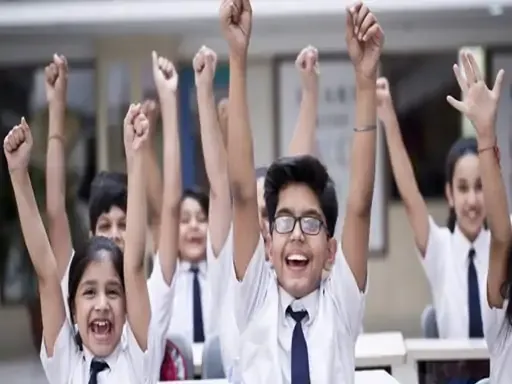 Haryana: हरियाणा में शिक्षा निदेशालय का नया आदेश, अब इतने साल के बच्चों को मिलेगा पहली कक्षा में दाखिला 