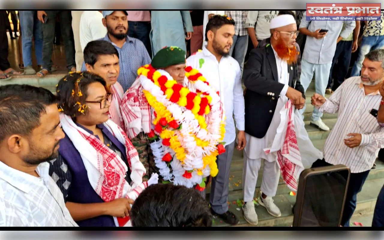 26 वर्षों की देशसेवा के बाद सेवानिवृत्ति, जिले के बदरपुर में सैयद कमाल खान का भव्य सम्मान