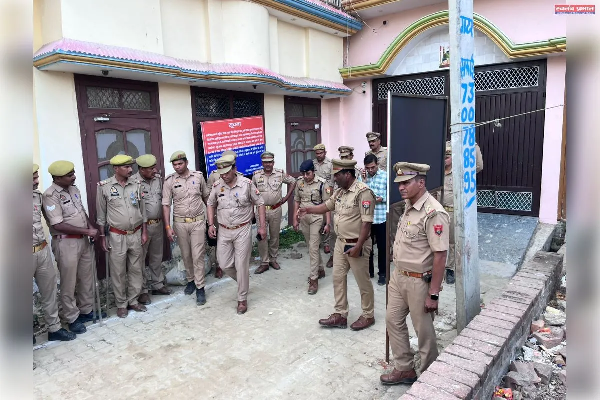 पुलिस क्षेत्राधिकारी ज्योति यादव ने बताया कि आरोपी बाबू उर्फ रियाज लंबे समय से मादक पदार्थों की तस्करी में संलिप्त था और अवैध कारोबार से उसने करोड़ों रुपये की संपत्ति अर्जित की थी।