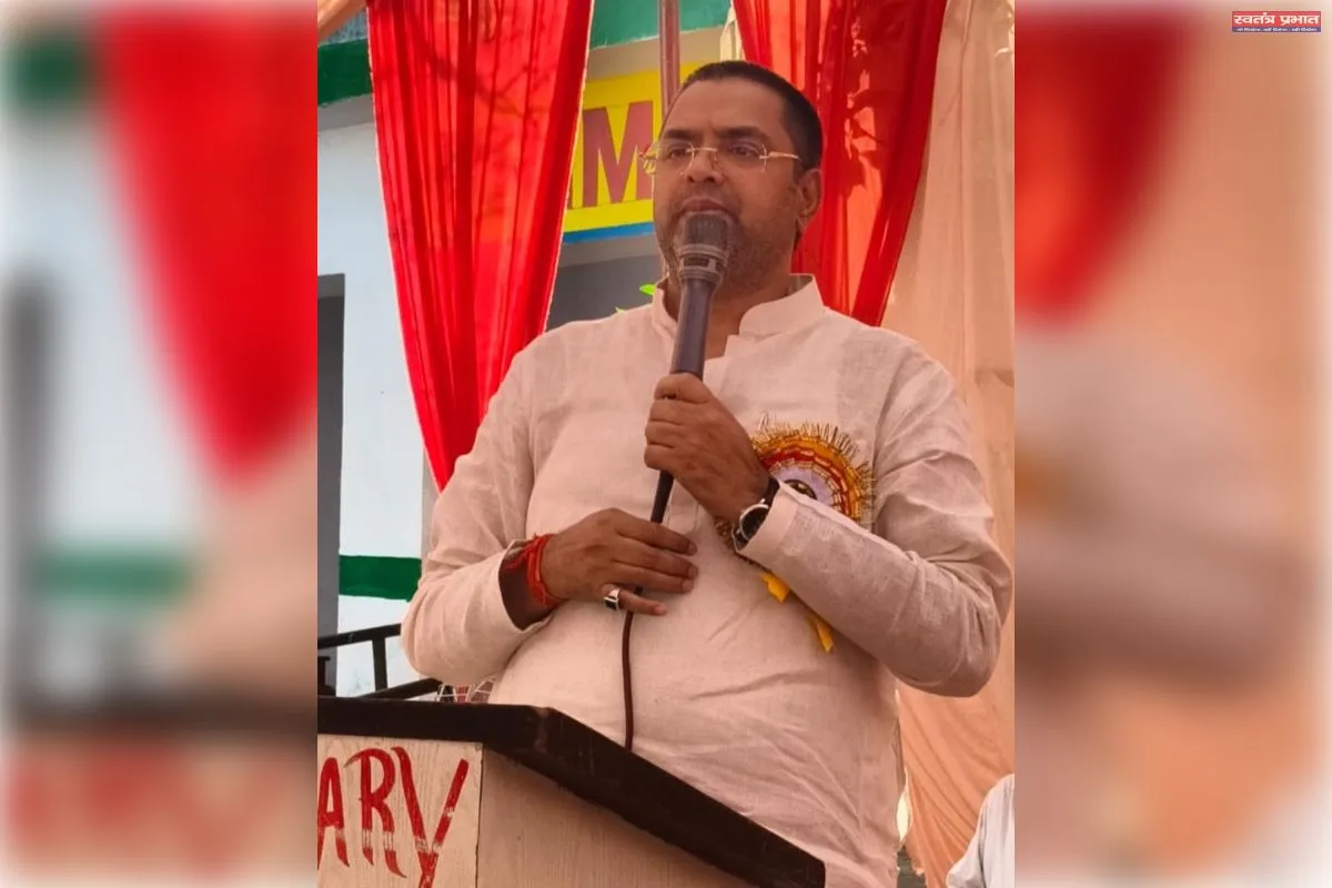 सरकार बच्चों को  गुणवत्तापूर्ण शिक्षा प्रदान करने के लिए प्रयासरत : विधायक विनय वर्मा