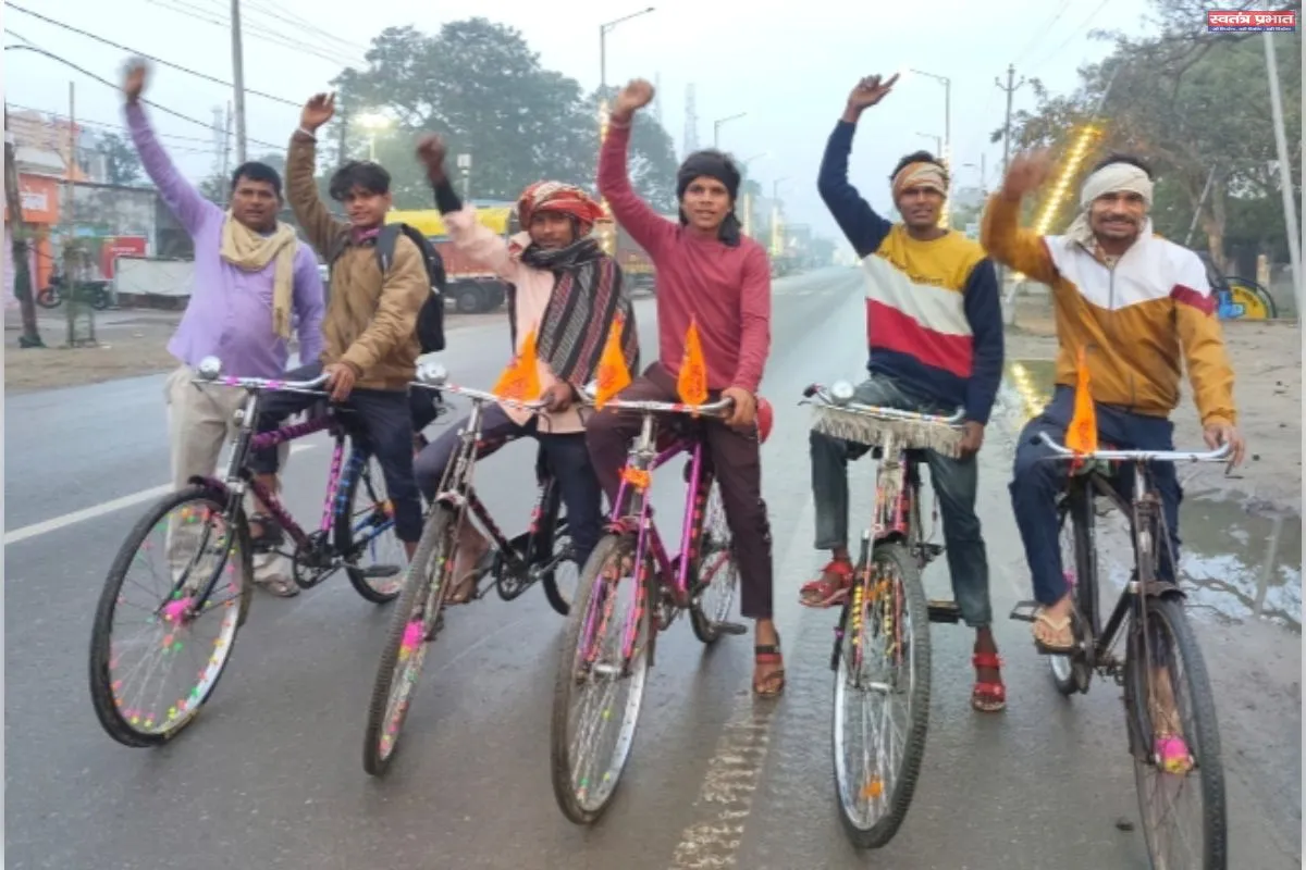 साइकिल से माँ पूर्णागिरी के द्वार चले कुढ़ौली के युवा रिठौरा में हुआ भव्य स्वागत