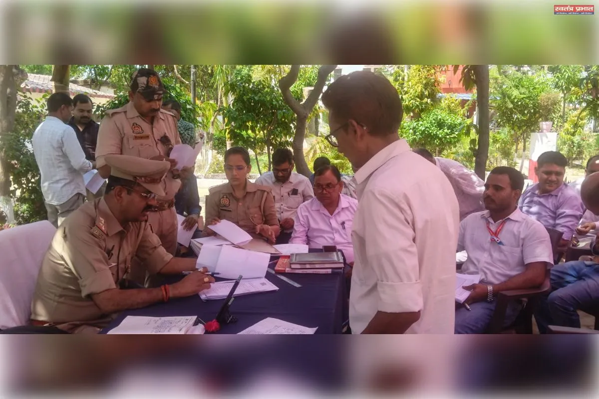 बाजार शुक्ल थाना प्रांगण में समाधान दिवस आयोजित