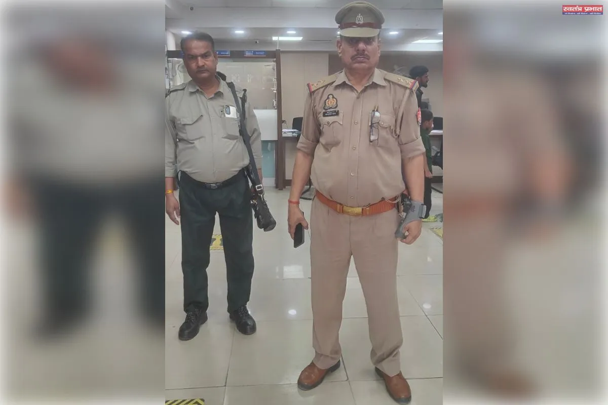 पूर्वी जोन पुलिस की सघन बैंक चेकिंग, सुरक्षा व्यवस्था का लिया गया जायजा