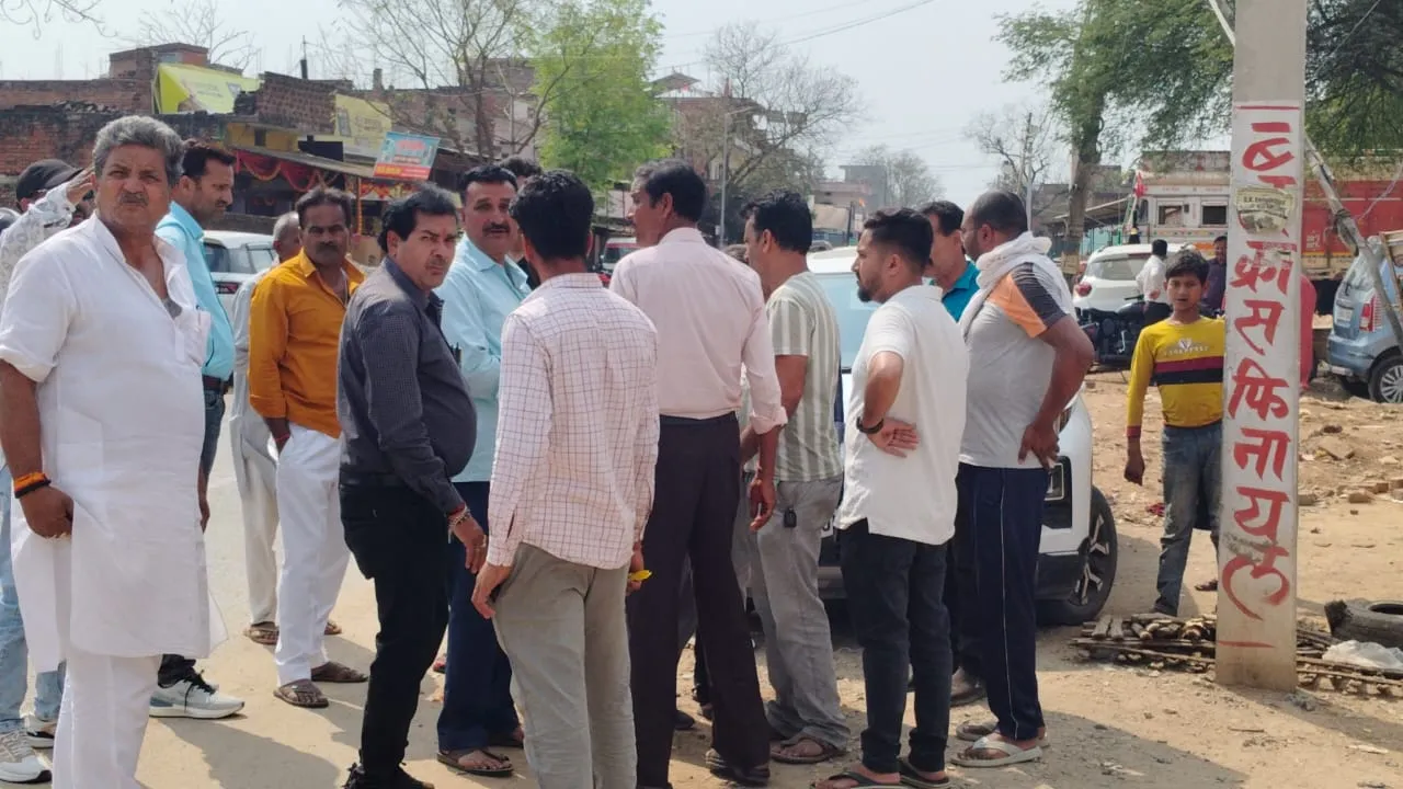 हथवानी में अज्ञात वाहन की चपेट में पत्नि की दर्दनाक  मौत, पति व बालक घायल