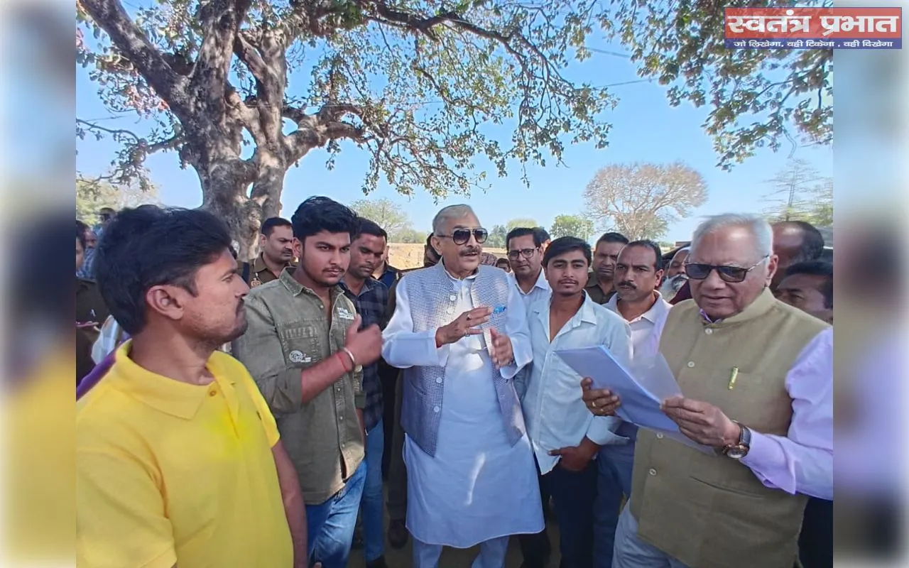 सड़क बिजली व पानी के साथ सुरक्षा का वातावरण रामपुरखास में सर्वोच्च प्राथमिकता- प्रमोद तिवारी